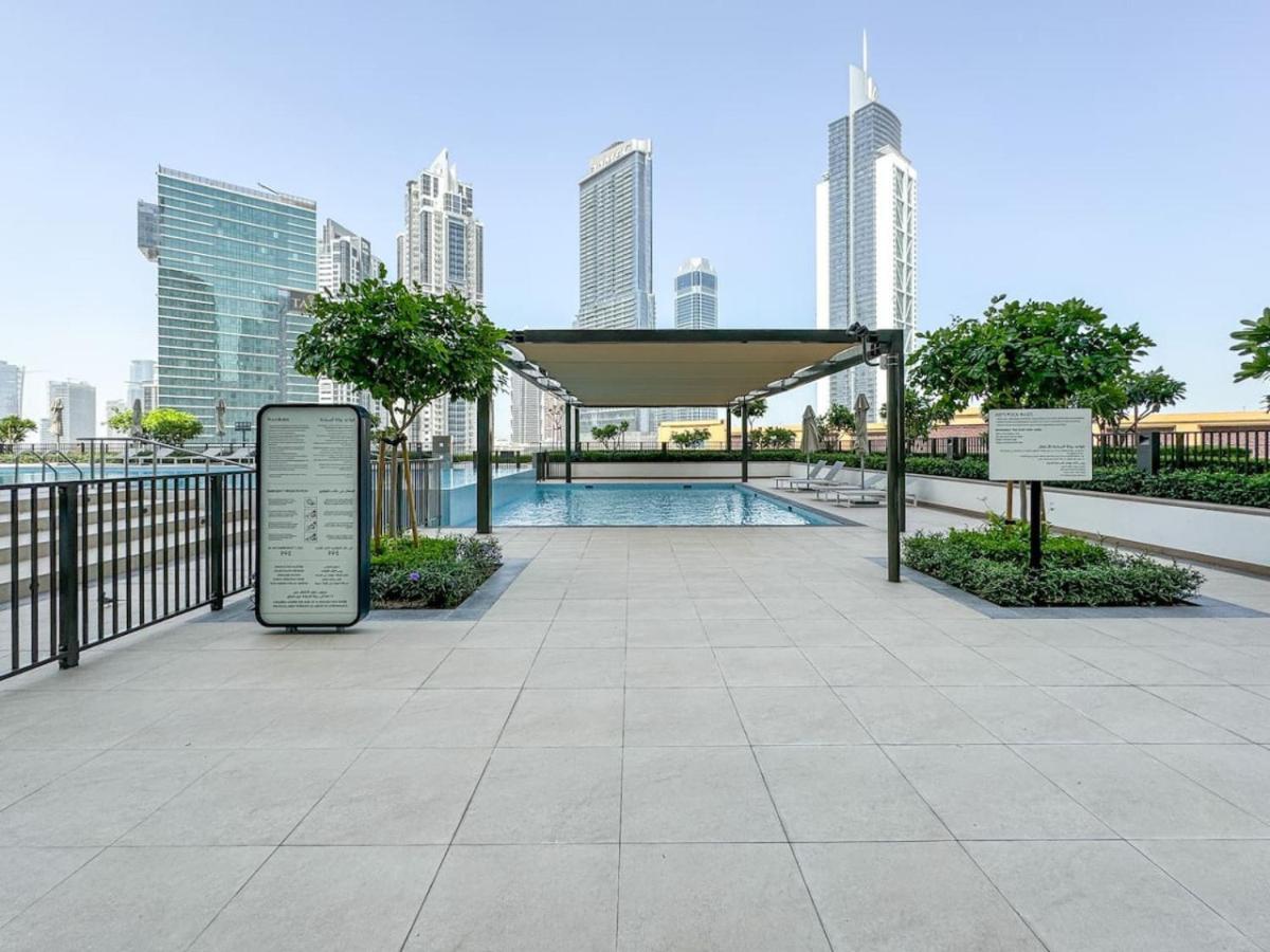 Full Burj Khalifa View 1 Bedroom In Downtown Dubai Exterior photo